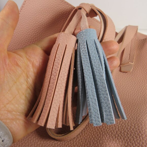 Blush Pink Faux Leather Tote w magnetic closure - Picture 10 of 11